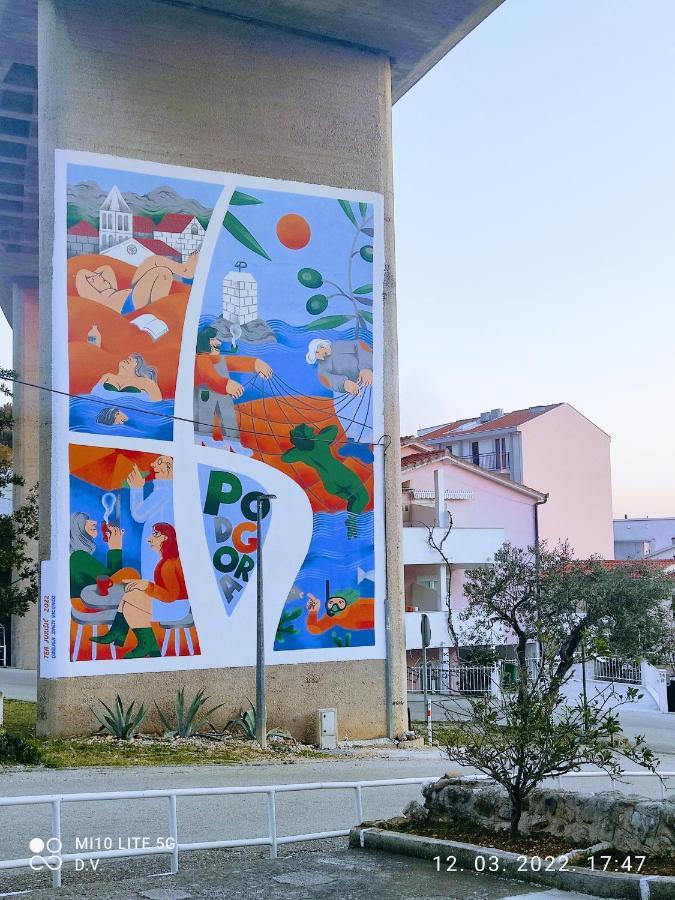 Apartmani Daniela Podgora Esterno foto
