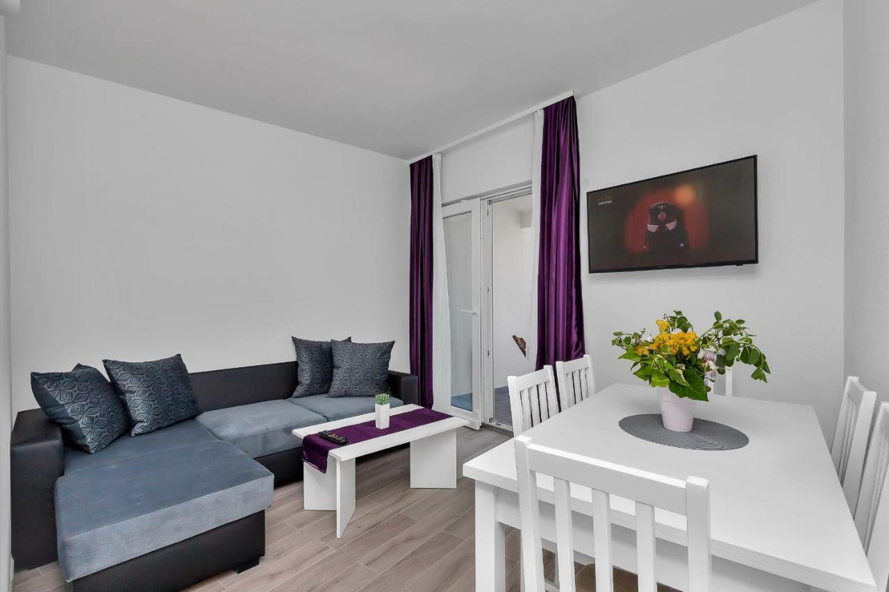 Apartmani Daniela Podgora Esterno foto