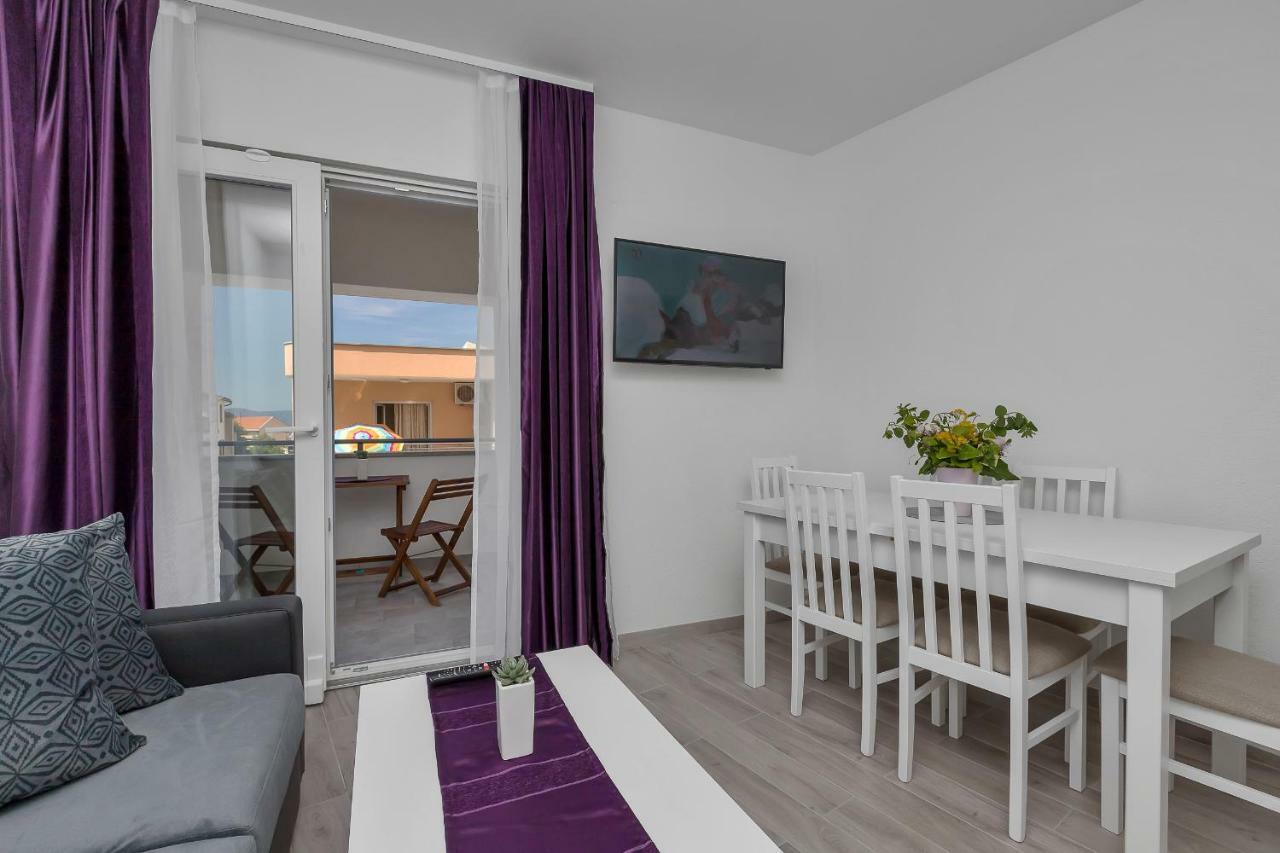 Apartmani Daniela Podgora Esterno foto